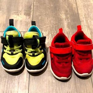 2 PAIRS Nike Toddler size 5 Sneakers shoes GREAT condition